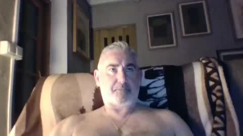Snapshot of sexy_italiandaddy chatting on March 5, 9:37 pm Antonio online show from March 5, 9:37 pm