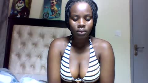 Snapshot of sexy_june chatting on December 10, 1:22 pm sexy online show from December 10, 1:22 pm