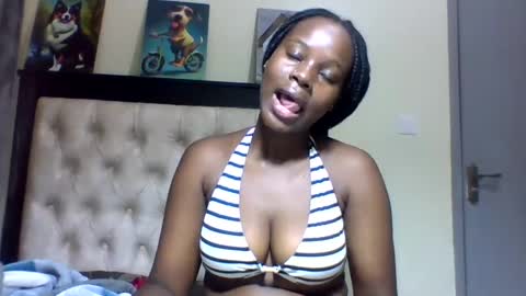 Snapshot of sexy_june chatting on December 12, 4:26 am sexy online show from December 12, 4:26 am