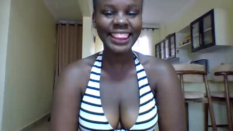 Snapshot of sexy_june chatting on January 24, 10:00 am sexy online show from January 24, 10:00 am