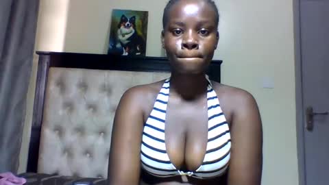 Snapshot of sexy_june chatting on February 18, 5:09 am sexy online show from February 18, 5:09 am