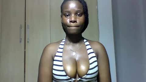Snapshot of sexy_june chatting on September 22, 4:14 am sexy online show from September 22, 4:14 am