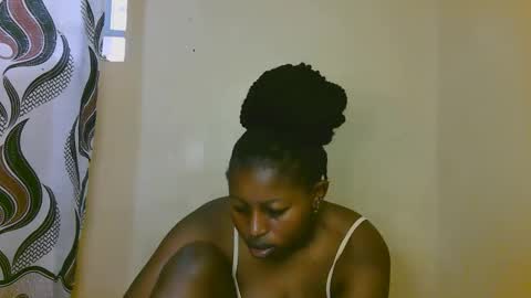 sexy_latasha online show from October 23, 4:01 am