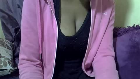 kayla online show from December 12, 10:34 am