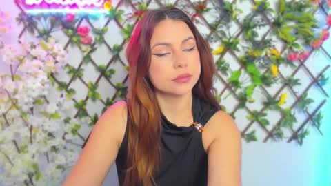 Lily online show from December 1, 3:44 am