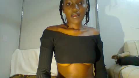 sexy_lucy012 online show from January 21, 11:34 pm