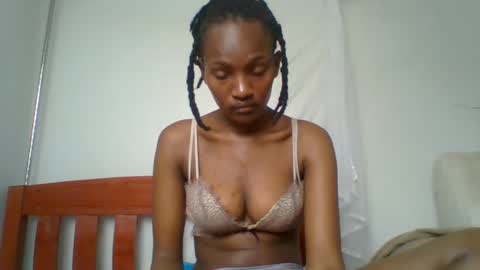 sexy_lucy012 online show from January 26, 8:57 am