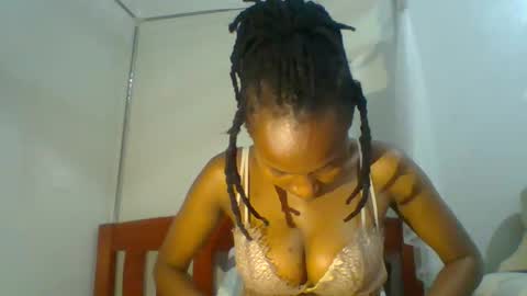 sexy_lucy012 online show from January 26, 6:37 pm