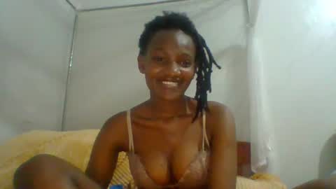 sexy_lucy012 online show from February 1, 8:37 pm