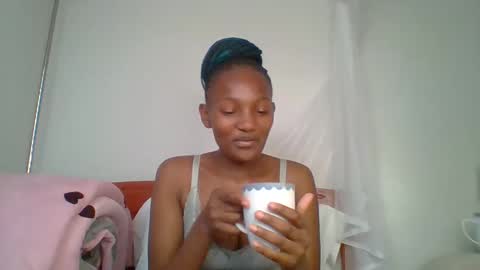 sexy_lucy012 online show from February 12, 11:18 am