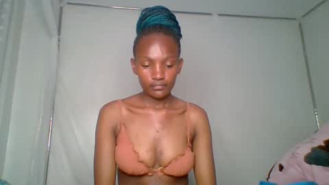 sexy_lucy012 online show from February 25, 5:36 pm