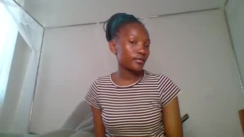 sexy_lucy012 online show from February 27, 9:54 am