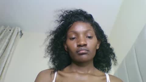 sexy_lucy012 online show from September 22, 2:41 pm