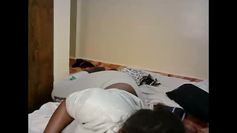 sexy_lunah online show from February 16, 3:35 am