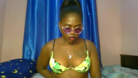 Snapshot of sexy_lunar chatting on March 10, 11:15 am lunar online show from March 10, 11:15 am