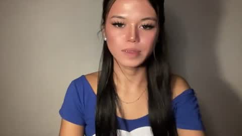 Nicole online show from July 24, 2:26 pm