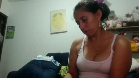 Snapshot of sexy_mary_69 chatting on October 1, 1:33 am Mary online show from October 1, 1:33 am