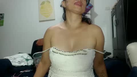 Mary online show from December 22, 11:46 pm