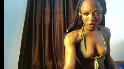 Snapshot of sexy_maureen chatting on July 14, 9:14 am maggi online show from July 14, 9:14 am