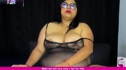 Jenny I am a freelance model online show from February 25, 3:52 am