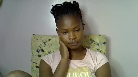 Molyne online show from February 16, 6:04 pm