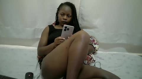 Snapshot of sexy_nanah chatting on May 29, 12:58 pm sexy_nanah online show from May 29, 12:58 pm