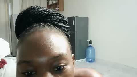 Snapshot of sexy_nyla chatting on March 20, 11:37 am Nyla online show from March 20, 11:37 am