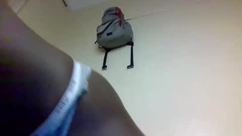 Snapshot of sexy_petittie chatting on October 9, 2:37 pm sexy_petittie online show from October 9, 2:37 pm