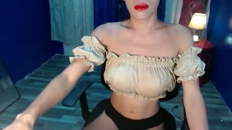 bella online show from February 26, 10:58 am