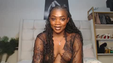 Snapshot of sexy_queen_eva chatting on January 10, 12:49 am eva am online everyday except friday online show from January 10, 12:49 am