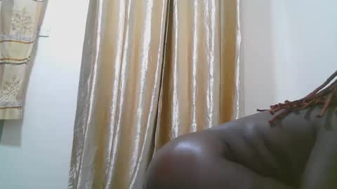 Snapshot of sexy_quincy1 chatting on November 12, 9:47 pm Sexy Quincy online show from November 12, 9:47 pm