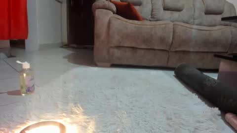 red online show from March 6, 4:03 pm