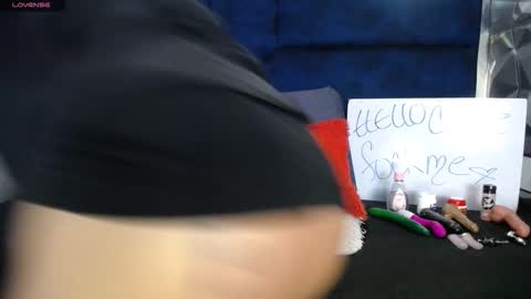 Snapshot of sexy_redgirl chatting on February 24, 4:21 am karoline online show from February 24, 4:21 am