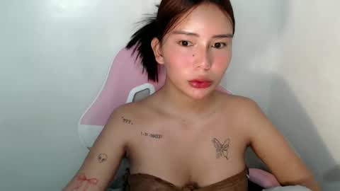 Snapshot of sexy_rem04 chatting on June 11, 12:32 am Rem online show from June 11, 12:32 am