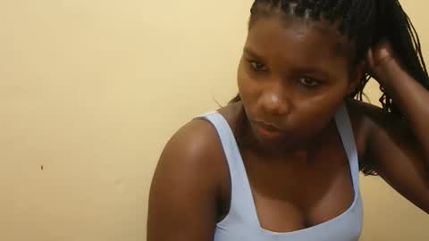 Queen online show from March 1, 7:21 am