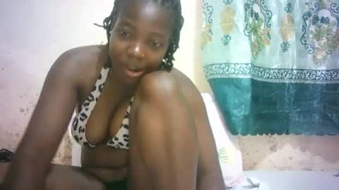 sexy_sandrah online show from July 15, 8:30 am