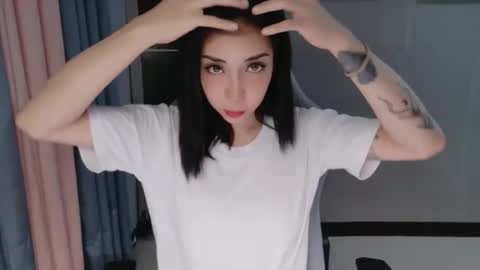 Snapshot of sexy_sersi chatting on September 14, 8:13 am sexy_sersi online show from September 14, 8:13 am