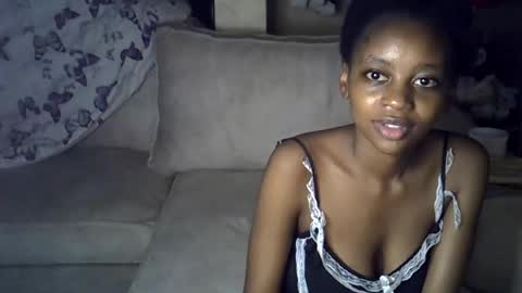 Snapshot of sexy_short chatting on April 16, 10:56 pm Janet online show from April 16, 10:56 pm