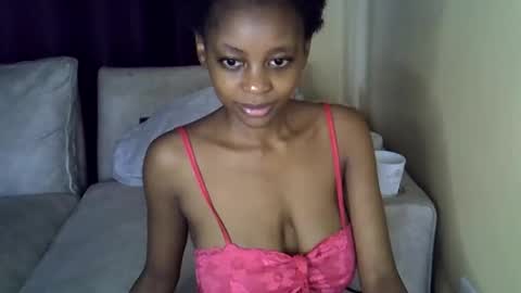 Snapshot of sexy_short chatting on April 19, 6:02 am Janet online show from April 19, 6:02 am