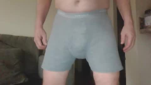 Snapshot of sexy_white_daddy chatting on February 21, 6:59 pm Daddy online show from February 21, 6:59 pm
