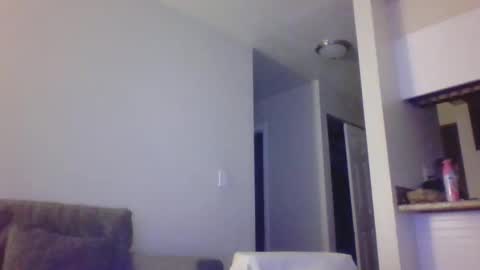 Snapshot of sexy_white_daddy chatting on March 7, 11:18 am Daddy online show from March 7, 11:18 am