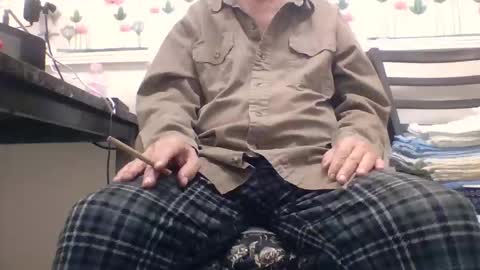 Snapshot of sexy_white_daddy chatting on September 24, 7:06 pm Daddy online show from September 24, 7:06 pm