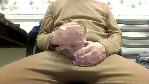 Snapshot of sexy_white_daddy chatting on November 8, 3:56 pm Daddy online show from November 8, 3:56 pm