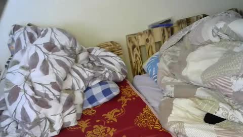 Snapshot of sexy_yello chatting on November 12, 10:48 am Bantu girl online show from November 12, 10:48 am