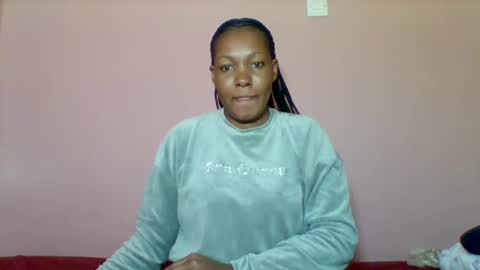 sexyapple2002 online show from September 18, 8:44 pm