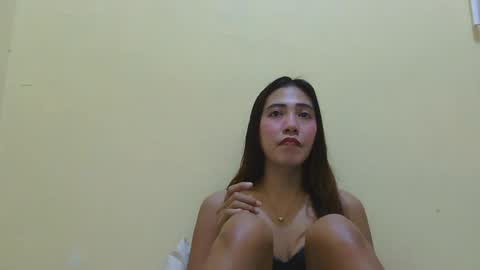 sexyasianbabe4u online show from June 14, 12:51 pm