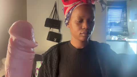 sexyasszeeee online show from May 14, 7:48 am