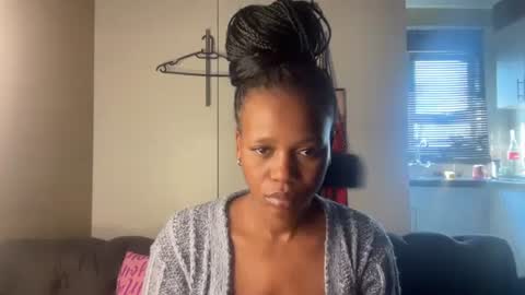 sexyasszeeee online show from May 18, 9:15 am