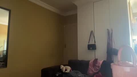 sexyasszeeee online show from June 16, 10:29 am