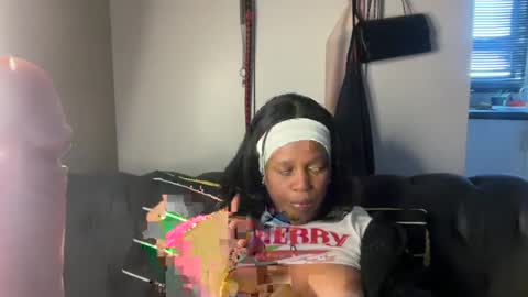 sexyasszeeee online show from June 30, 12:17 pm